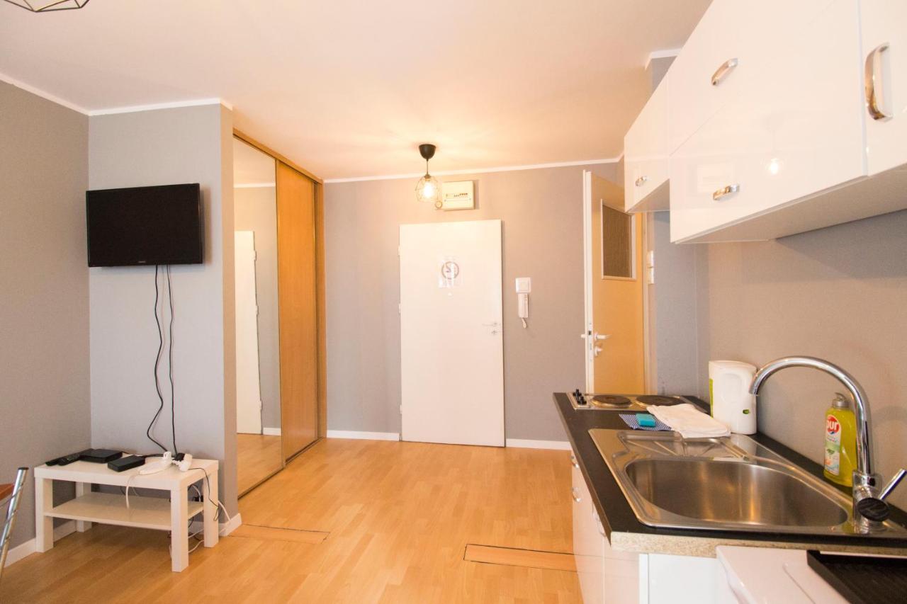 Apartsystem- Self Check In 24H Saturn Apartment Wroclaw Exterior photo